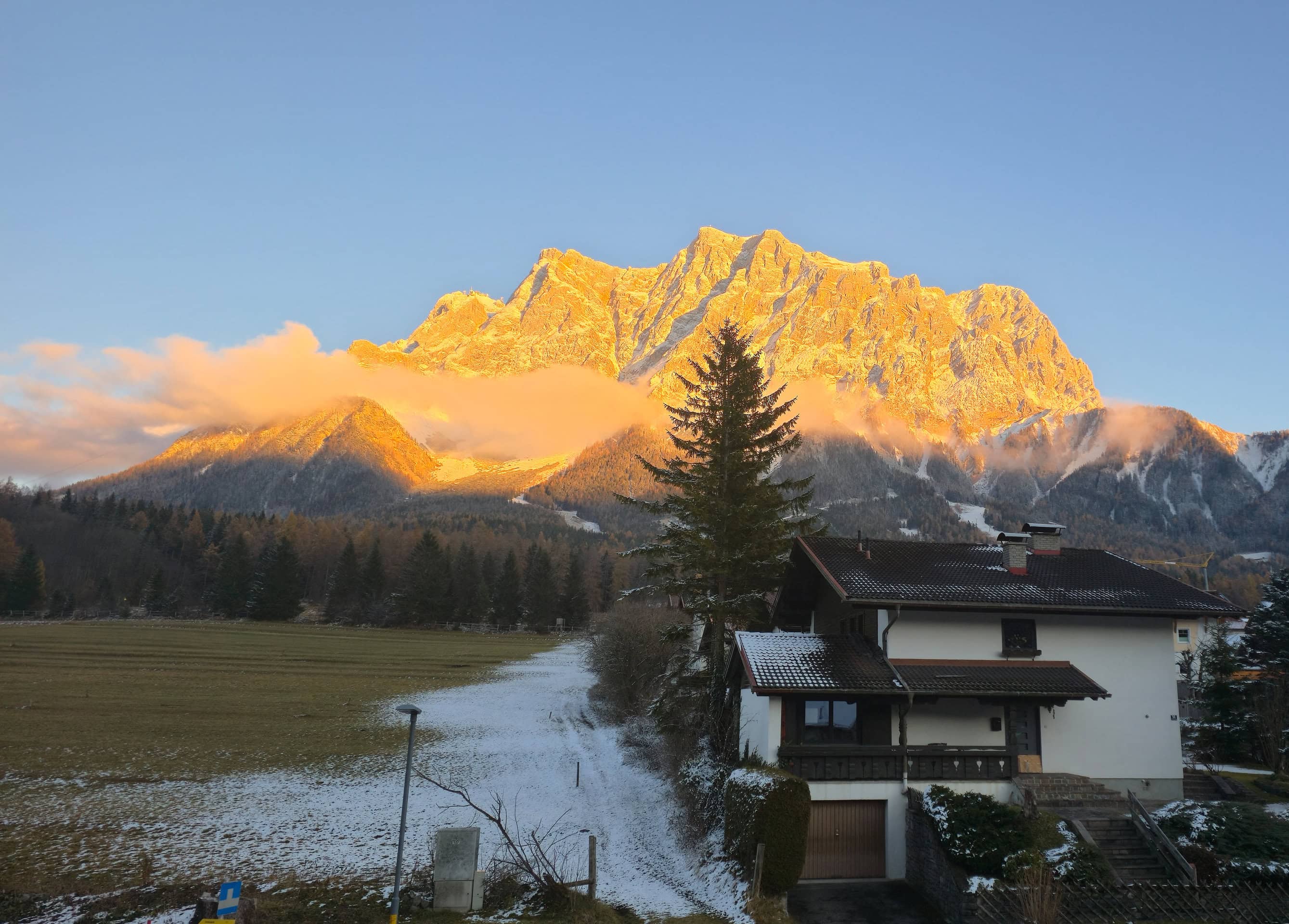 "Wetterstua" vom Balkon aus gesehen
